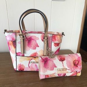 GUESS Delaney Mini Floral Crossbody & Wallet